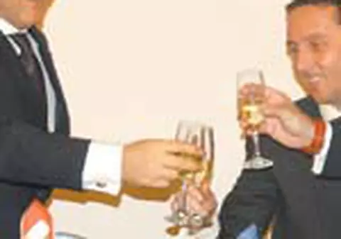 Gigi, 'in focuri' cu MM