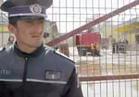 3 explozii la o fabrica de acetilena