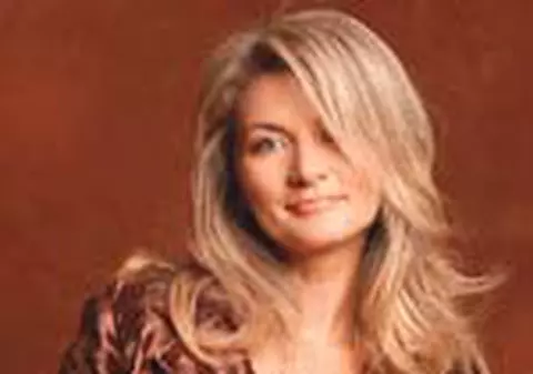 Irina Schrotter n-are loc sa-si 'parcheze' avionul