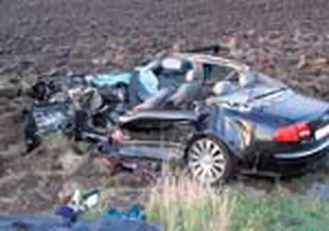 Inca 17 morti si 8 raniti 