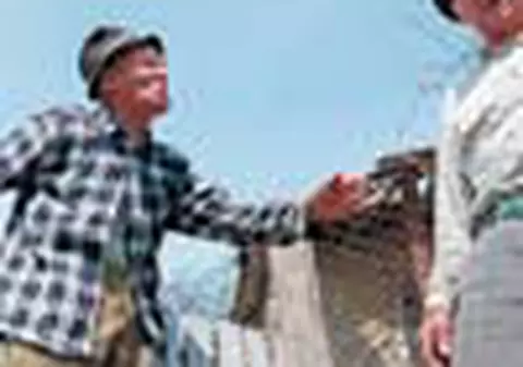 Bataie pentru 'amanta satului'