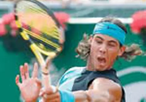 Rafael Nadal i-a oferit tricoul lui Ilie Nastase
