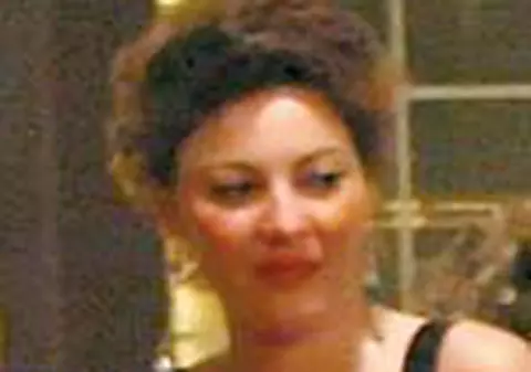 Iubita lui Bodo si Ioana seamana. De ce?