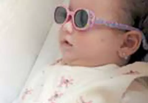 Irina risca sa-si strice vederea