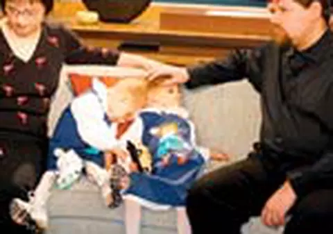 Siamezele puteau muri