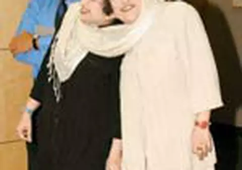 Siamezele din India, abandonate de parinti