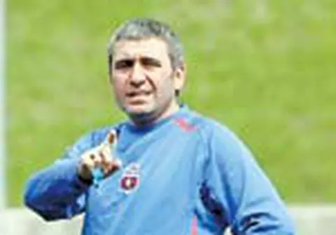 De la egal la egal cu Steaua