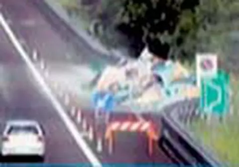 6 romani ucisi in accident