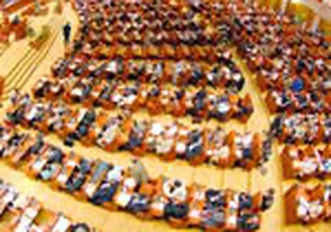 8.000 &euro; de euro atat ne costa lunar un ales 