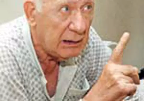 'Daca eram tanar ii tranteam eu!'