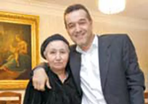 'Gigi Becali e taica-su gol'