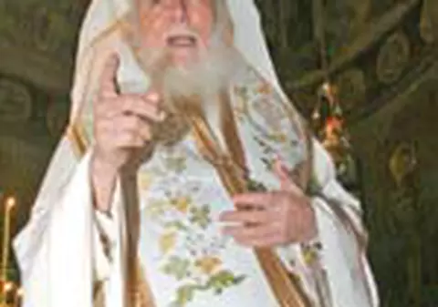 'Tratamentul trebuia oprit inainte de operatie'