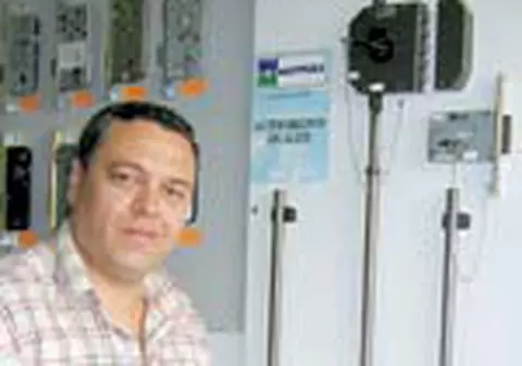 Paziti-va casa de hoti!