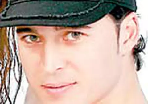 Dinu Maxer, patron de salon de frumusete