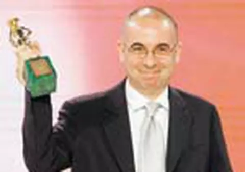  Romanii care l-au atacat pe un celebru regizor italian au fost arestati