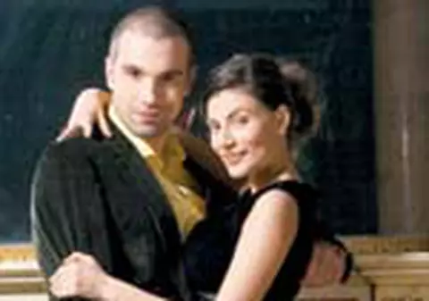 Merg la nunta in Rolls Royce