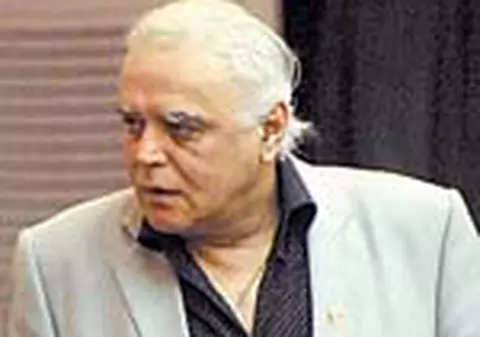 Fratele lui Vadim, facut idiot de un coleg