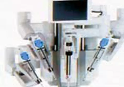 Costa 3.000 euro sa te opereze robotelul