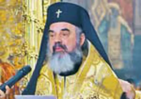 Falsul Patriarh Daniel a fost prins de serviciile secrete
