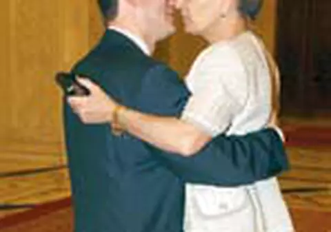 Iata-i pe politicienii pupaciosi