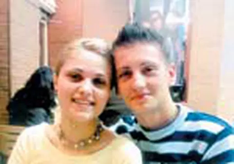 'Mama, nu m-am sinucis!'