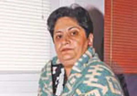 'Stau cu patura pe mine'