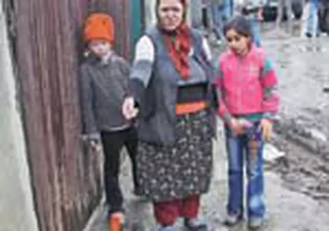 L-a inghitit groapa ucigasa