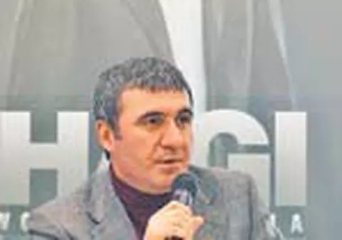 'Iarta-l, Doamne, ca nu stie ce zice!'