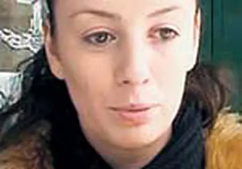 Deputatul Dobre a stresat-o cu telefoanele pe victima fiului sau