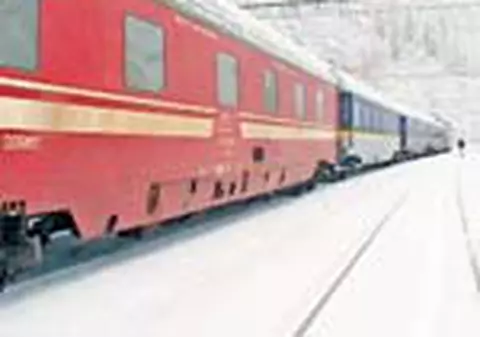 400 de oameni blocati sapte ore in tren