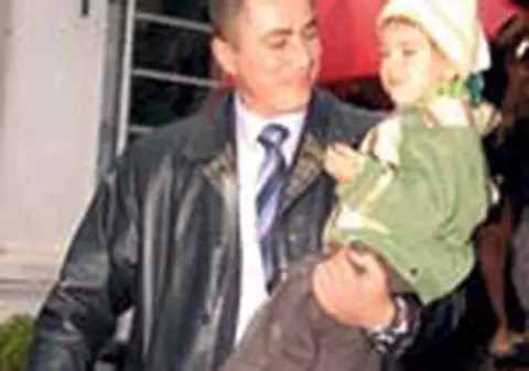 Incepe bataia pentru copil!