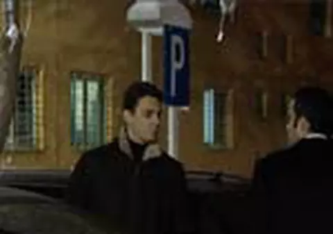 Renaultul lui Badea, busit de paparazzi