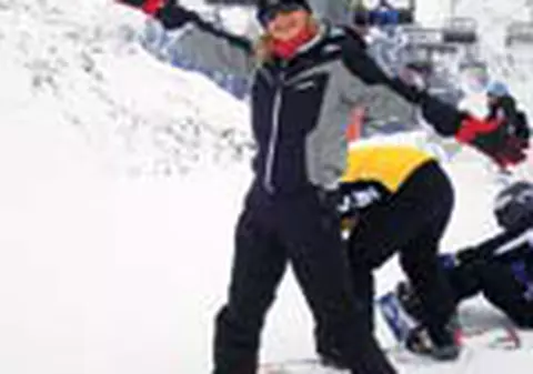 Julia a facut baie intr-o piscina in aer liber