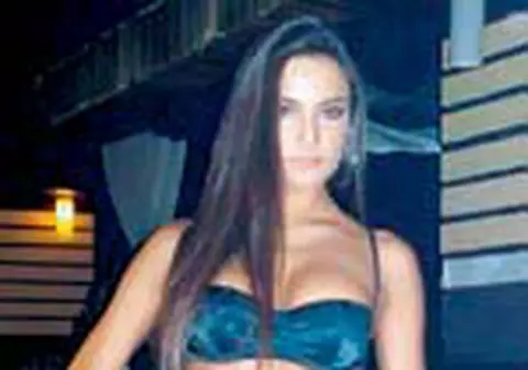 Ea e noua iubita a lui Erbasu jr.