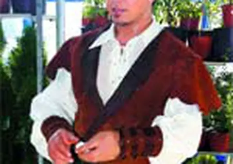 Atacat de lei in arena