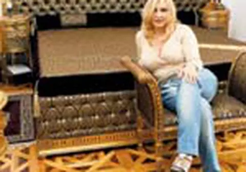 Flora Nastase locuieste intr-un muzeu de 2.000.000 &euro;