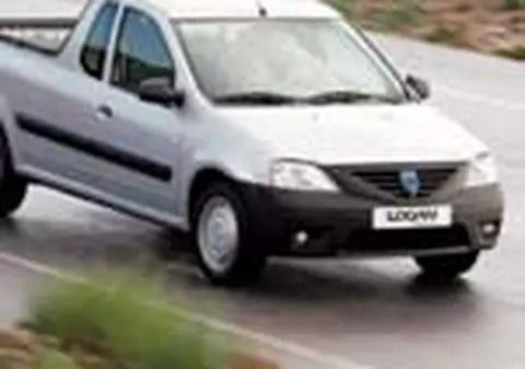 7.250 euro, cel mai ieftin Logan 'Papuc'