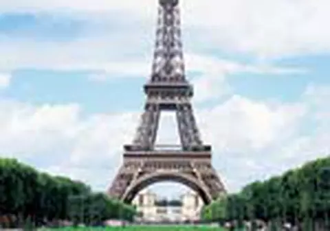 Turnul Eiffel, cel mai romantic loc din lume