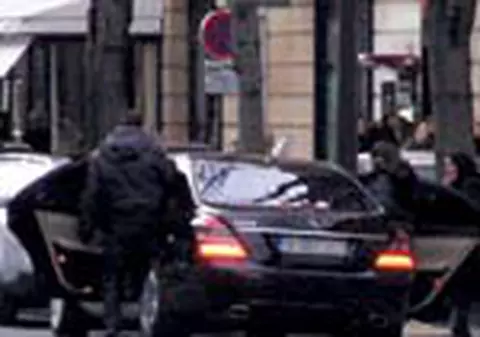 Tiriac jr, asaltat de cersetori