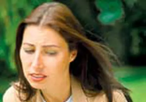 Dereglarile de menstruatie pot fi cauzate de chisturile ovariene