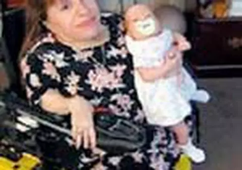 La 71 de cm, a nascut o fetita de 45 de cm