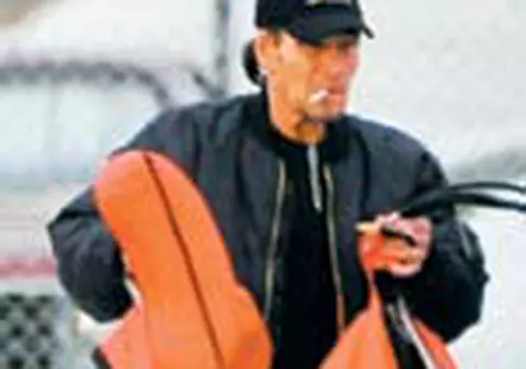 Ce rau arata Patrick Swayze!