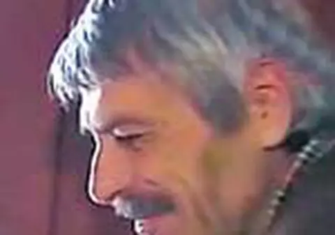Tatal Ilenei Lazariuc se opereaza