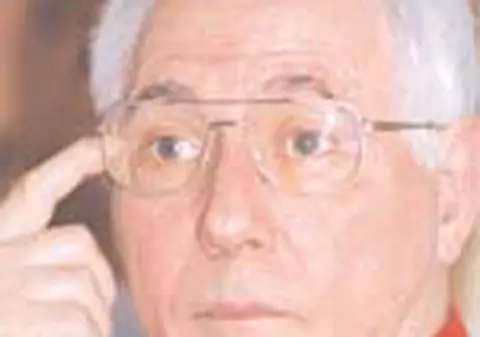 Sabin Balasa, paralizat de la brau in jos