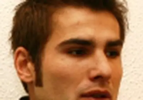 Ora 15.00: Adrian Mutu, comentator de fotbal la Kanal D!
