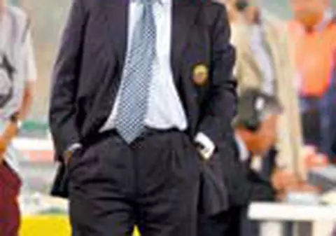 'Lucescu m-a ajutat  cu bani'