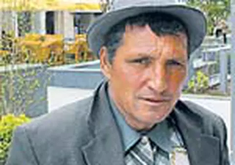 Rromii din Craiova vor sa plece in Franta pentru 3.500 €