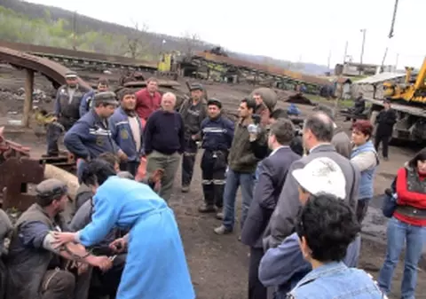 Ora 17.00: Minerii de la Zegujani au renuntat la protest