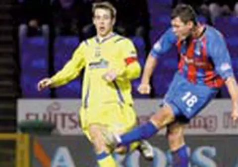 'Noi muncim cinstit'