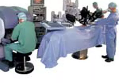 Cu 'daVinci', doctorii pot opera la distanta